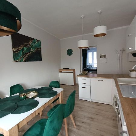 Szmaragdowy Apartament Przy Ulicy Opolskiej Tarnowskie Góry Eksteriør bilde