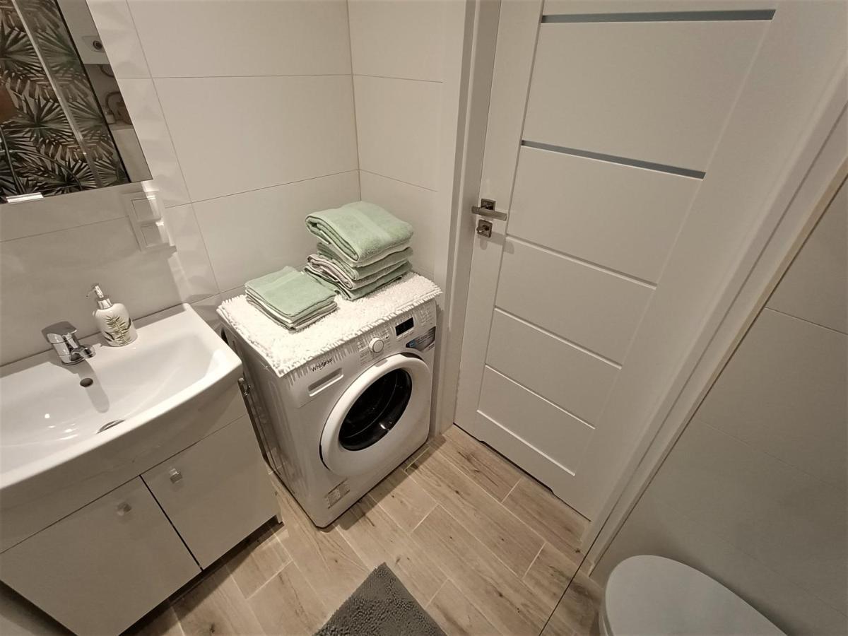 Szmaragdowy Apartament Przy Ulicy Opolskiej Tarnowskie Góry Eksteriør bilde