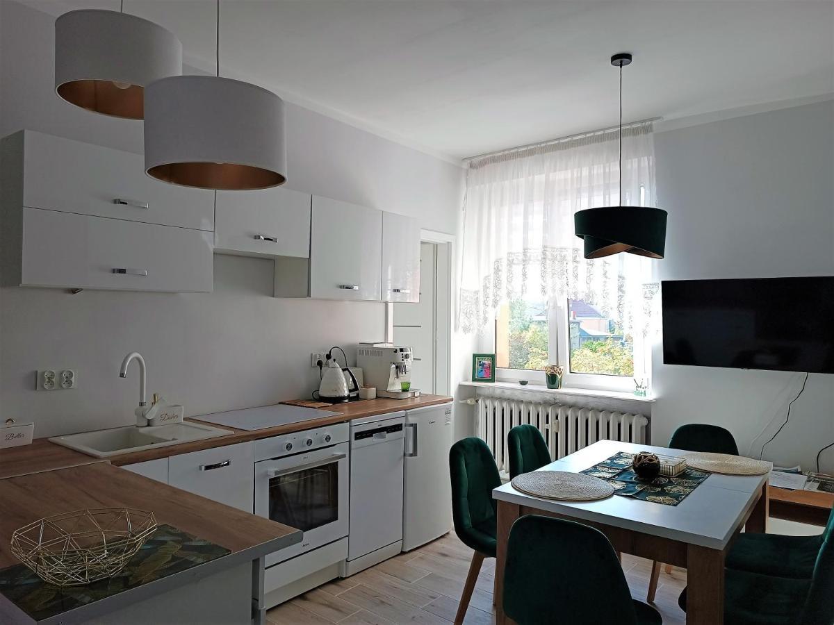 Szmaragdowy Apartament Przy Ulicy Opolskiej Tarnowskie Góry Eksteriør bilde