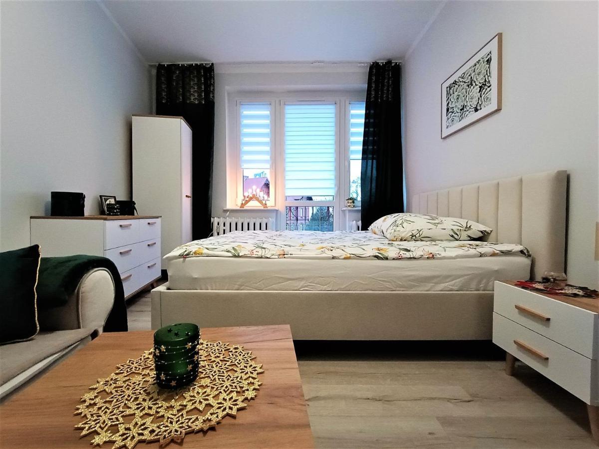 Szmaragdowy Apartament Przy Ulicy Opolskiej Tarnowskie Góry Eksteriør bilde
