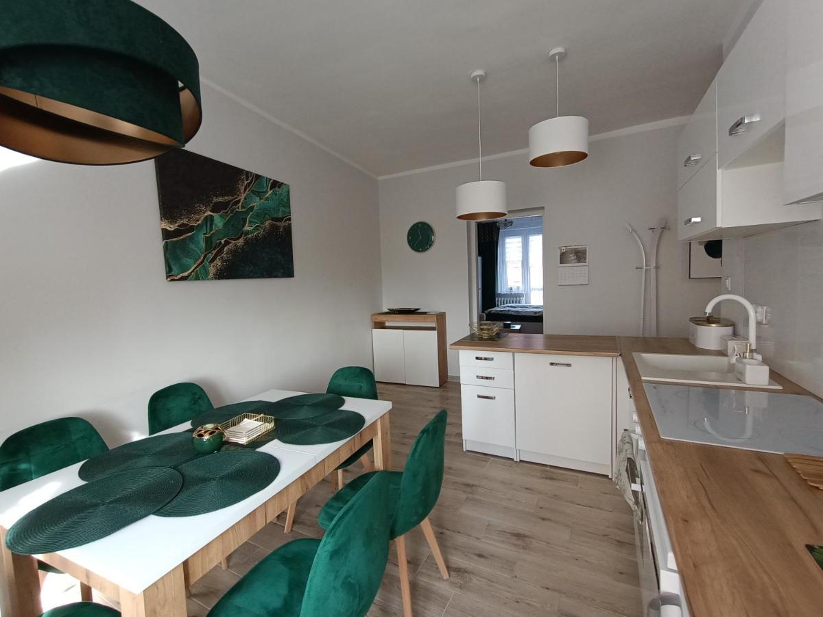 Szmaragdowy Apartament Przy Ulicy Opolskiej Tarnowskie Góry Eksteriør bilde