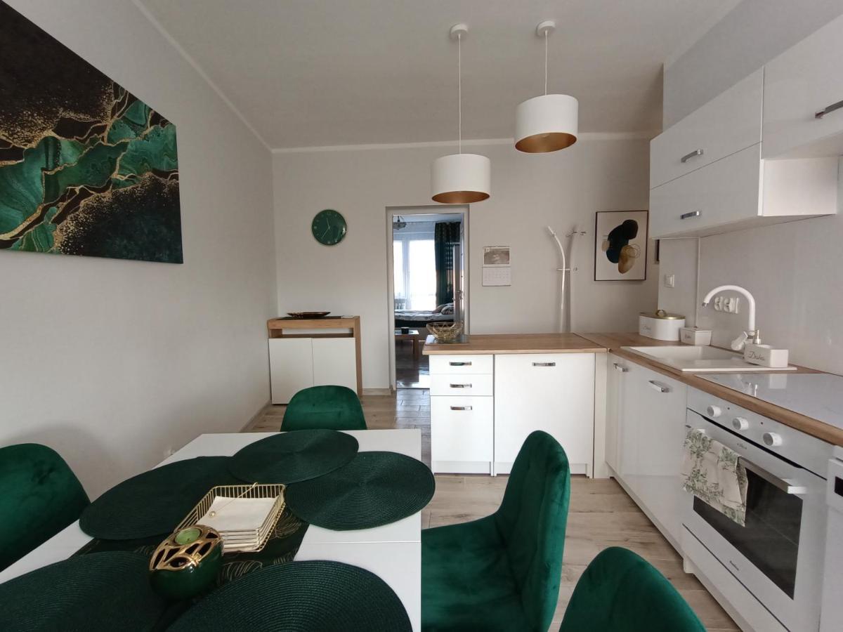 Szmaragdowy Apartament Przy Ulicy Opolskiej Tarnowskie Góry Eksteriør bilde