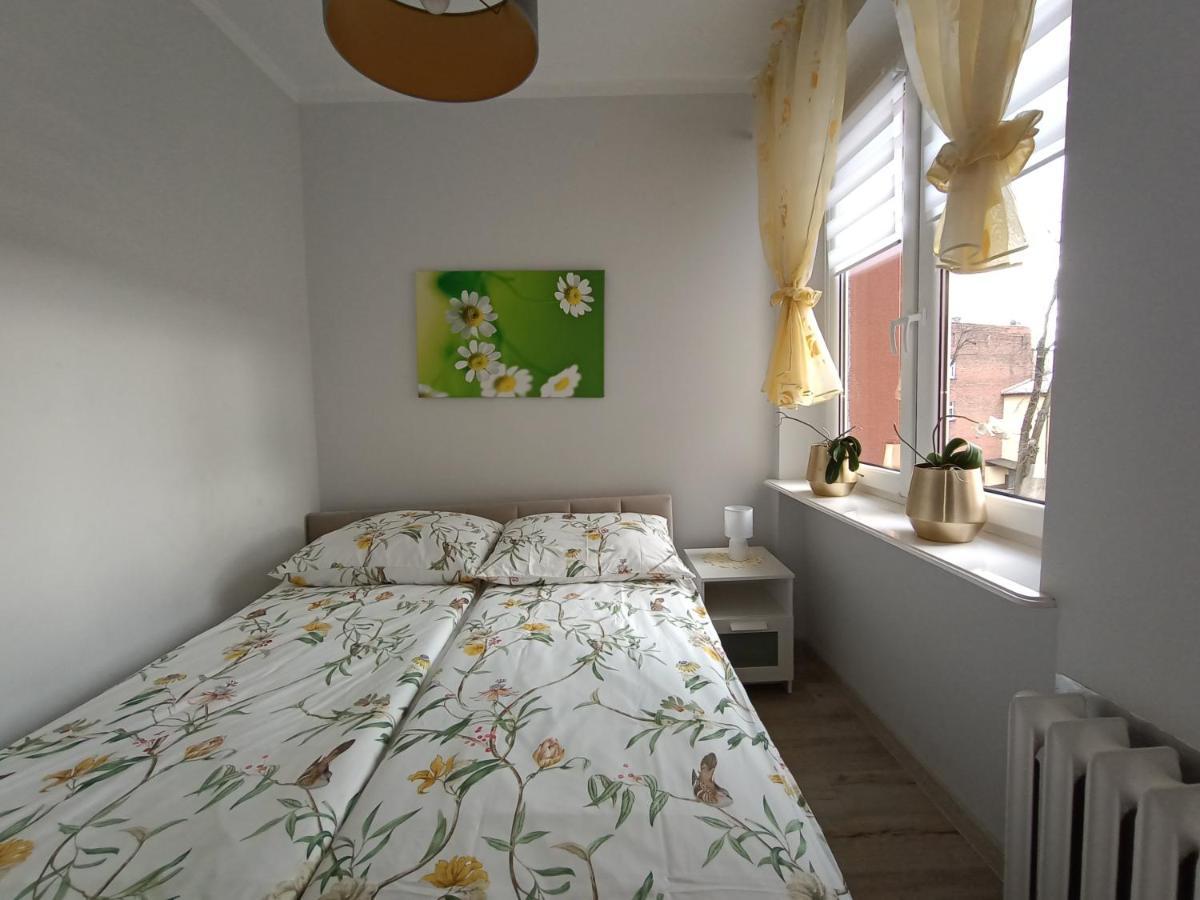 Szmaragdowy Apartament Przy Ulicy Opolskiej Tarnowskie Góry Eksteriør bilde