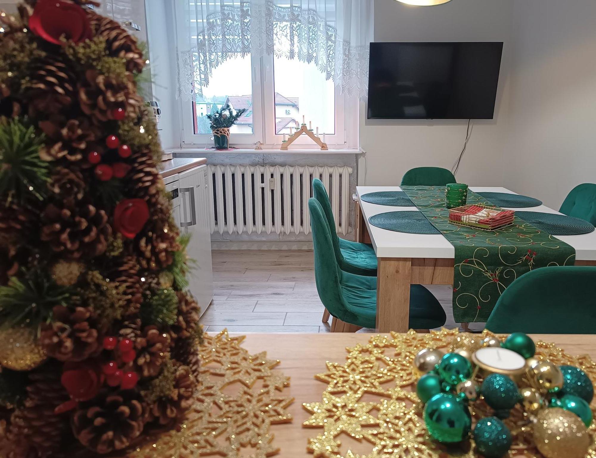 Szmaragdowy Apartament Przy Ulicy Opolskiej Tarnowskie Góry Eksteriør bilde